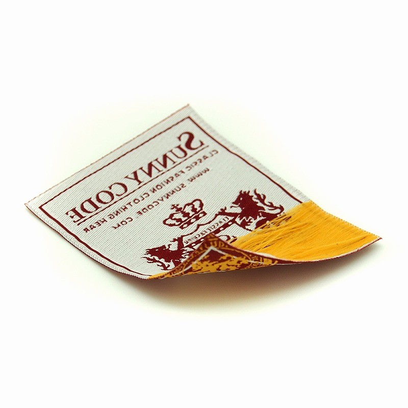 服装织唛布标直接接触人体有伤害吗?